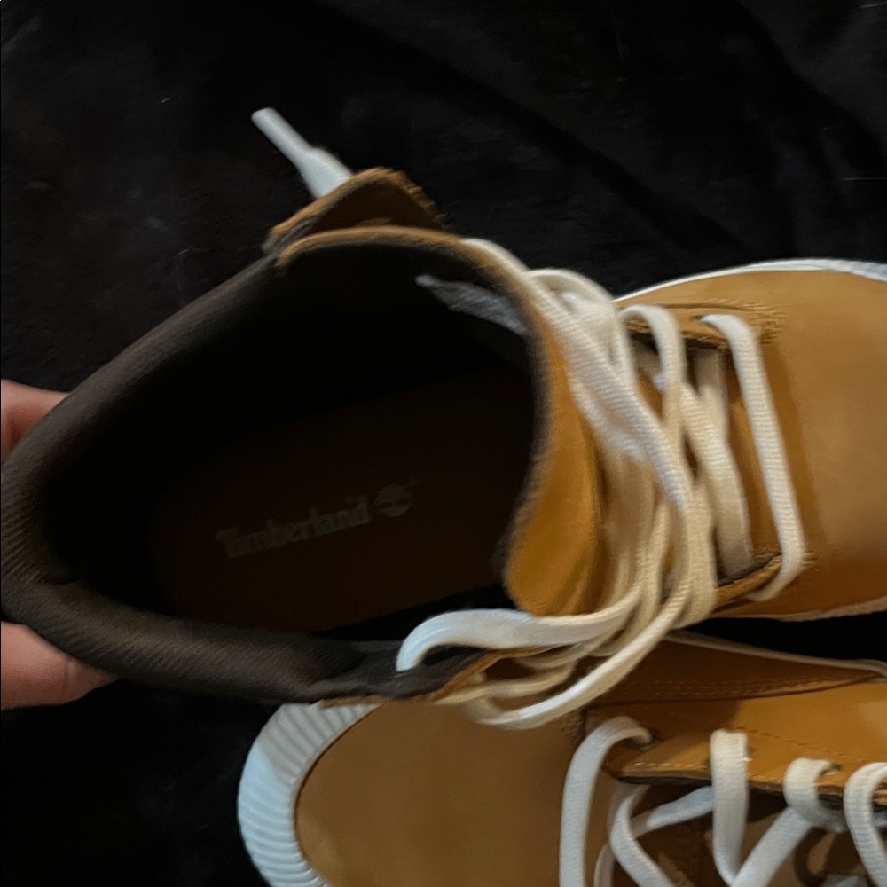 Timberland Brown High-Top Sneakers with White Soles - Picture 4 of 5